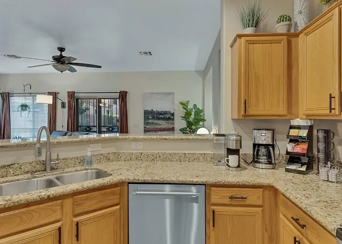 Heatable Pool Outdoor Oasis Amenities Bbq Gilbert